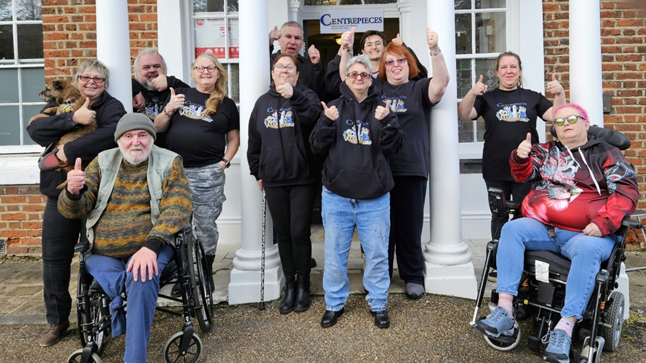 Centrepieces volunteers at the Sidcup Pop-up, 2023